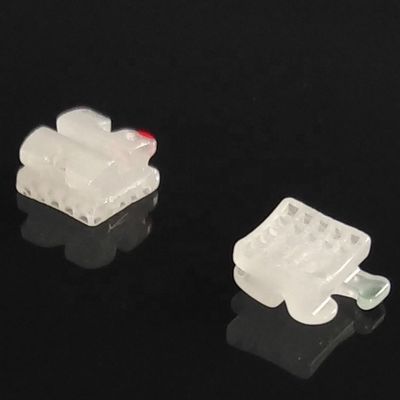 DTC keramische beugels voor doorzichtige orthodontische beugels CE ISO gecertificeerd 3 jaar houdbaarheid