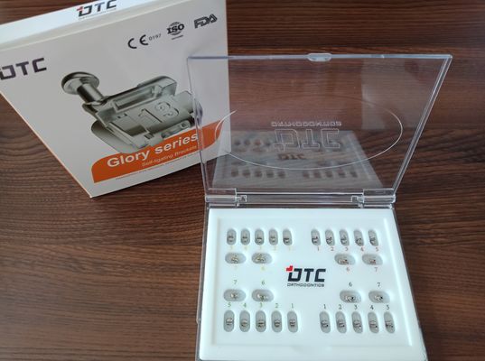 Krachtige machines Stalen orthodontische MBT Roth Bondable Self-ligating Bracket voor tandheelkundige